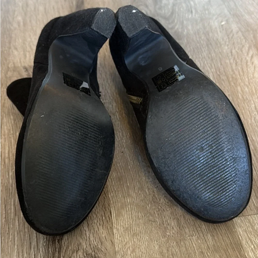 Steve Madden Black Ankle Booties - Picture 3 of 3